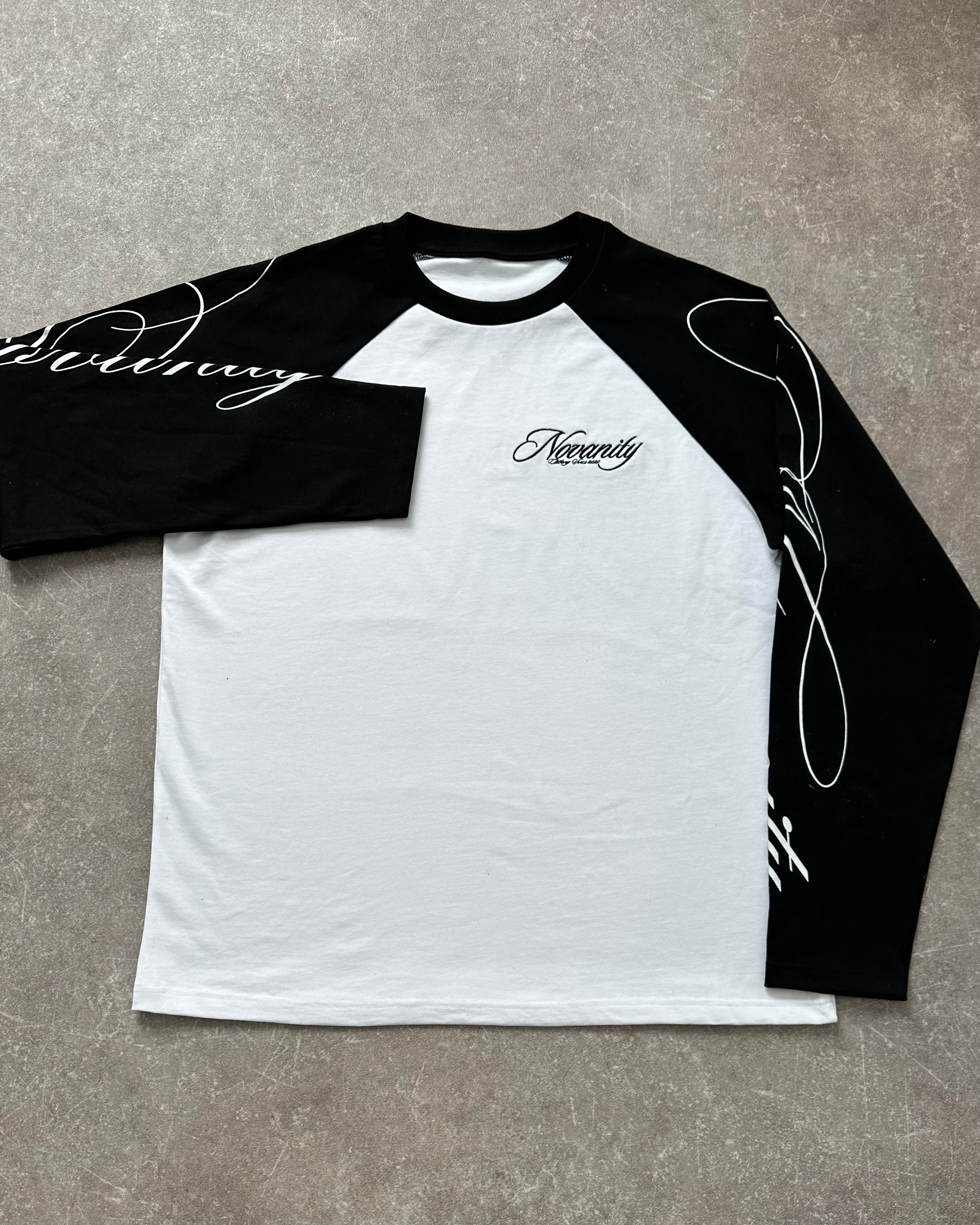 Novanity Longsleeve black/white