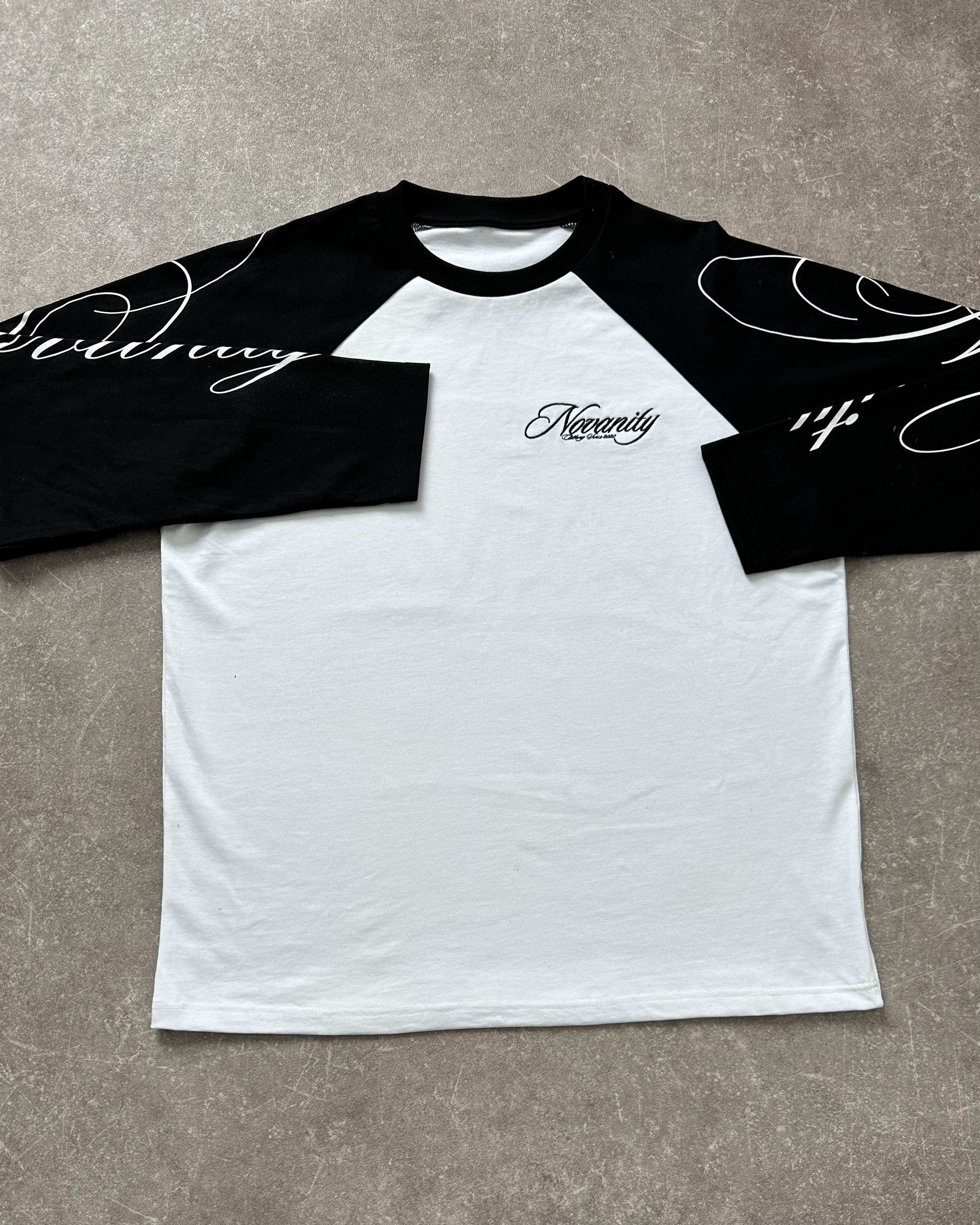 Novanity Longsleeve black/white